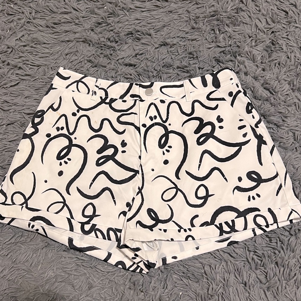 Statement Shorts